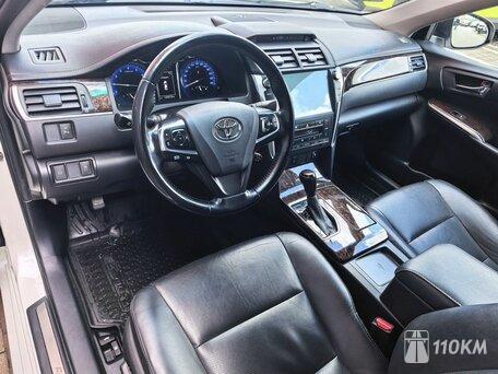 Toyota, Camry, 2500, 181, бензин, седан, автомат, передний привод, среднее состояние, левый, белый, 2 399 000 ₽