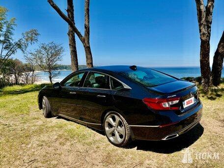Honda, Accord, 1500, 192, бензин, седан, вариатор, передний привод, среднее состояние, левый, черный, 2 100 000 ₽